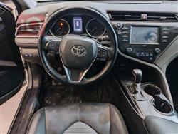 تۆیۆتا کامری